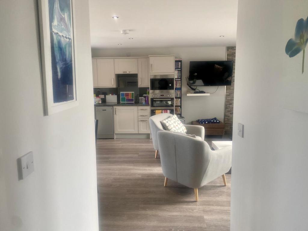 2 Bedroom Cottage Sleeps 4, With Pool Use, Sennen Extérieur photo